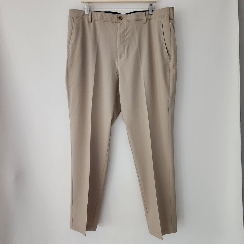 NEW IZOD Golf Swingflex Men's 4 Way Stretch UPF40 Wicking Pants 40x30 Beige